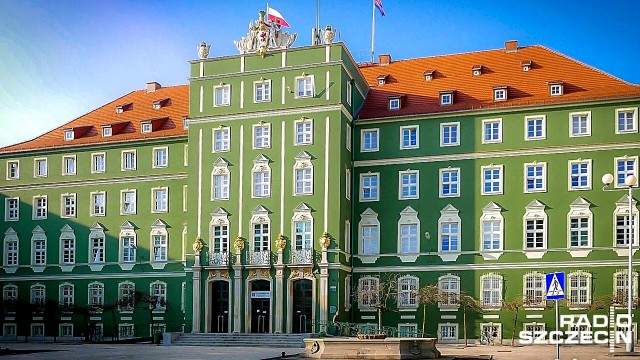 Rekordowo długie kolejki do rejestracji samochodu