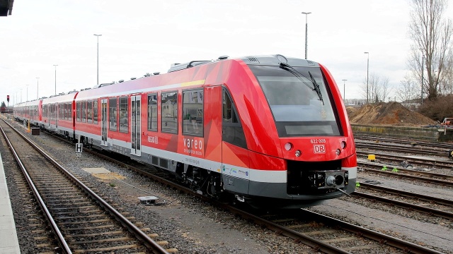 Deutsche Bahn stawia na nową jakość na zachodniopomorskich trasach. Największy niemiecki przewoźnik kolejowy wysłał na te linie nowe szynobusy, które od kilku dni obsługują już dziewięć połączeń ze Szczecina do Angermnde i Berlina.