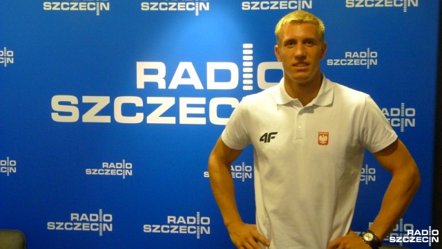 Piotr Lisek z OSOT-u Szczecin wraz z Robertem Soberą zajęli trzecie miejsce w skoku o tyczce podczas lekkoatletycznych zawodów w centrum handlowym w Poczdamie.