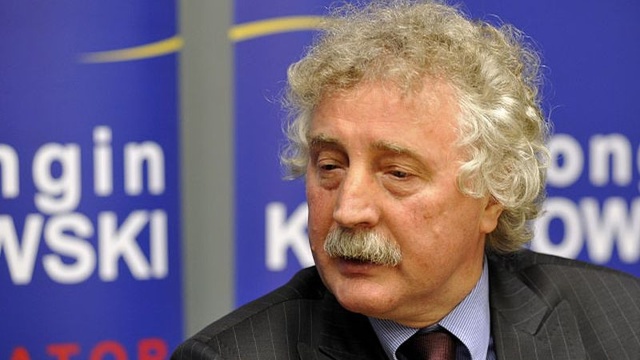 Każdy kto był zaangażowany w Solidarność, przeżywa w tej chwili koszmar - tak o doniesieniach Instytutu Pamięci Narodowej na temat współpracy Lecha Wałęsy ze Służbą Bezpieczeństwa mówi jej wieloletni działacz Longin Komołowski.