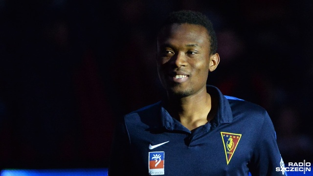 Pogoń Szczecin zrezygnowała z transferu Ismaela Kam Traore. Piłkarz z Wybrzeża Kości Słoniowej był sprawdzany przez sztab szkoleniowy na zgrupowaniach w Pogorzelicy oraz w Turcji i zebrał pozytywne opinie.