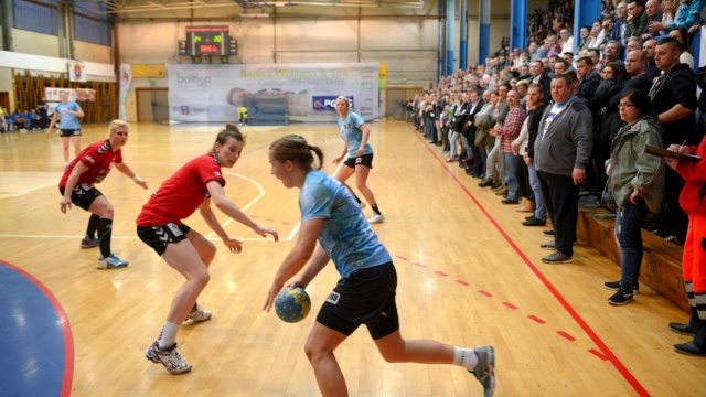 Piłkarki ręczne Pogoni bronić będą twierdzy Szczecin i pozycji lidera Superligi. Drużyna trenera Adriana Struzika podejmie w sobotę Olimpię Beskid Nowy Sącz.