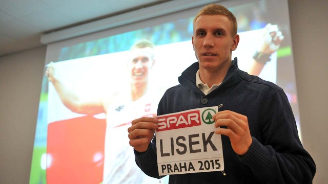 5,77 m zaliczył Piotr Lisek (OSOT Szczecin) w bardzo mocno obsadzonym konkursie tyczkarzy w Clermont. Wygrał Renaud Lavillenie, który pokonał 6,02.