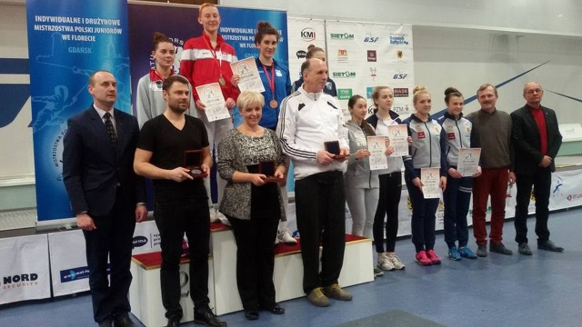 Martyna Długosz z Kusego Szczecin została w Gdańsku mistrzynią Polski juniorów do lat 20 w szermierce we florecie. Szczecinianka w finale pokonała Julię Chrzanowską z Budowlanych Toruń.