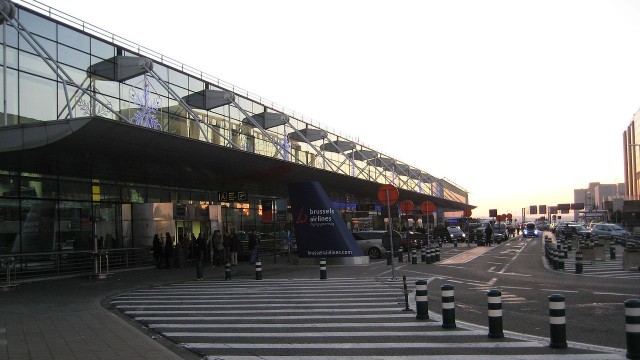 Lotnisko Zaventem częściowo otwarte [WIDEO]