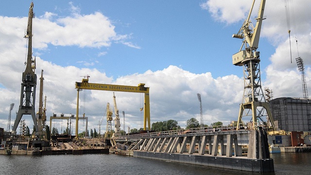 Byli stoczniowcy chcą wrócić do stoczni, jeżeli zakład zostanie odbudowany. Organizują się w internecie i próbują nawiązać kontakt ze Szczecińskim Parkiem Przemysłowym.