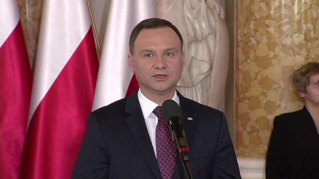Zaapelował o to prezydent Andrzej Duda podczas uroczystości związanych z 225. rocznicą uchwalenia Konstytucji 3 Maja w Warszawie.