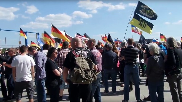Kilka tysięcy demonstrantów na ulicach Berlina [WIDEO]