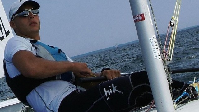 Kacper Ziemiński z klubu Sejk Pogoń Szczecin zajął 17. miejsce w Mistrzostwach Świata w żeglarstwie w klasie Laser w Meksyku. Złoty medal zdobył broniący tytułu Brytyjczyk Nick Thompson.