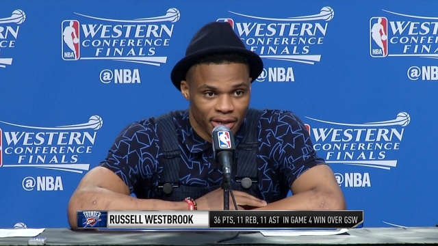 Koszykarze Golden State Warriors w czwartym meczu finału konferencji zachodniej ulegli w Oklahomie miejscowym Thunder 94:118 i w rywalizacji do czterech zwycięstw przegrywają już 1:3.