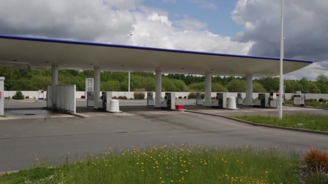 Francja protestuje przeciwko zmianom w kodeksie pracy. Rząd chce wydłużyć tydzień pracy z 35 do 48 godzin. Związkowcy mówią nie.