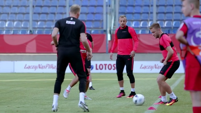 To będzie ostatni sprawdzian przed Mistrzostwami Europy we Francji. Piłkarska reprezentacja Polski w poniedziałek zmierzy się z Litwą w towarzyskim meczu w Krakowie.