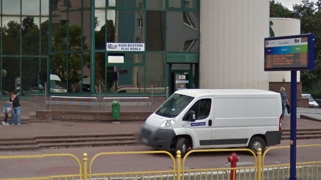 W poniedziałek rozpoczął się remont kasy komunikacji miejskiej, gdzie szczecinianie mogli zakupić bilety.
