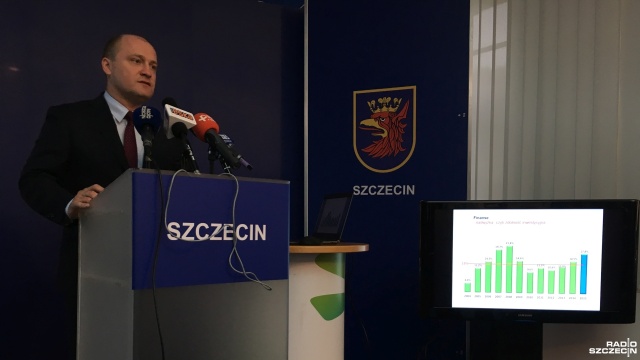 Prezydent Szczecina zadowolony z tego jak wydawał publiczne pieniądze i jak rozwija się miasto.