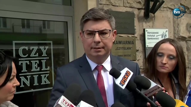 Trzech posłów wyrzuconych z Platformy Obywatelskiej.