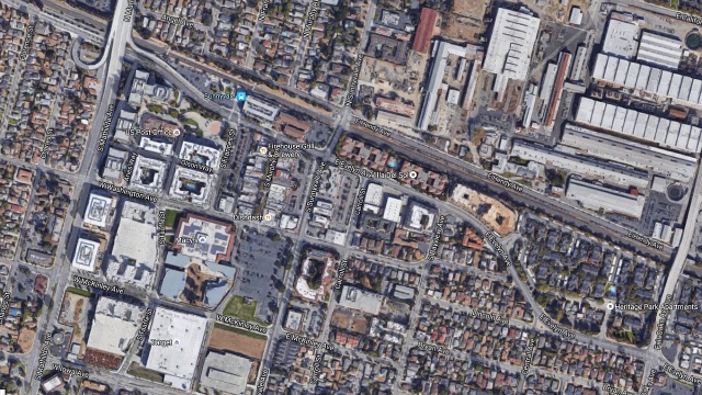 Sztuczna inteligencja to nowy kierunek rozwoju technologicznego nad którym pracują naukowcy Doliny Krzemowej w Stanach Zjednoczonych. Pierwsze wynalazki są już w użyciu i coraz częściej zastępują ludzi.