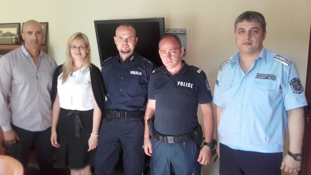 Turyści z Polski ruszyli do Bułgarii, a za nimi pojechał polski policjant. Kamil Sławiński z Zielonej Góry patroluje wybrzeże w Słonecznym Brzegu.