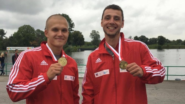 Młodzi kajakarze ze Szczecina ponownie mistrzami. Damian Uhle i Norbert Kuczyński obronili tytuł Młodzieżowych Mistrzów Polski.