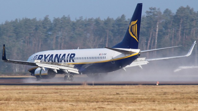 Ryanair otwiera nowe połączenie pomiędzy lotniskiem Chopina w Warszawie a portem w Goleniowie.