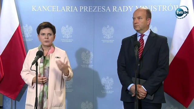 Będziemy rozmawiać tak, aby w przyszłości nie dochodziło do podobnych zdarzeń - tak premier Beata Szydło podsumowała spotkanie z protestującymi pielęgniarkami.