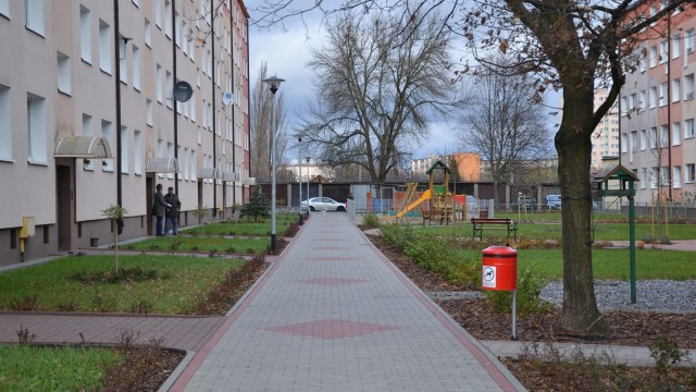 O wykup działek za pięć procent wartości mogą starać się szczecińskie wspólnoty mieszkaniowe - ogłasza Zarząd Budynków i Lokali Komunalnych. Chodzi o tereny przyległe do budynków.