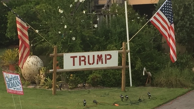 Kandydaci na prezydenta USA swoją kampanię intensywnie prowadzili we wtorek na Florydzie. Donald Trump jest tu od kilku dni, a w okolice Miami przyleciała też Hillary Clinton.