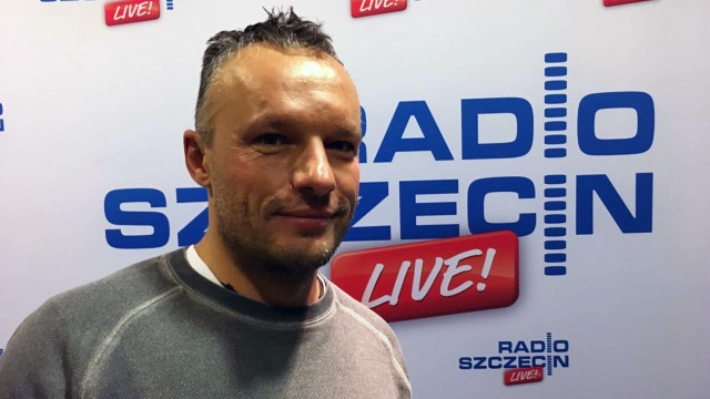Jako jedyny z kilkunastu Polaków w historii zdobył ośmiotysięcznik Manaslu w Nepalu, w Himalajach, bez aparatury tlenowej. Zajęło mu to prawie trzy tygodnie. Budowniczy ze Szczecina, Waldemar Kowalewski niedawno wrócił z wyprawy do domu.