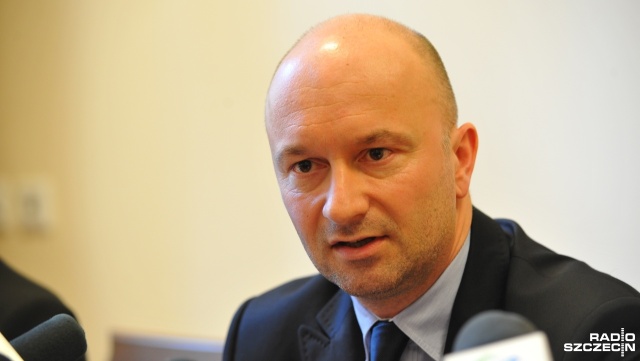 Zarzuty prokuratorskie dla byłego wojewody zachodniopomorskiego Marcina Zydorowicza. Chodzi o pieniądze, jakie zarabiał na darowiznach dla Fundacji Grupy Azoty na Rzecz Rozwoju Piłki Siatkowej Kobiet - informuje Gazeta Wyborcza.