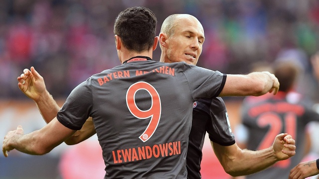 Mecz Manchesteru City z FC Barceloną będzie najciekawszym wydarzeniem wtorkowych spotkań czwartej kolejki rozgrywek Ligi Mistrzów.