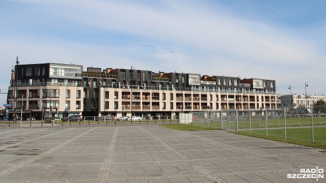 Dwu lub trzy pokojowe mieszkania za około 200 tysięcy złotych z rynku wtórnego - takie lokale najlepiej sprzedawały się w ubiegłym roku - wynika z najnowszego raportu Głównego Urzędu Statystycznego.