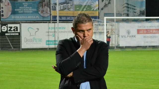 Drugoligowi piłkarze Błękitnych Stargard przegrali wyjazdowe spotkanie z Wartą Poznań 1:2.