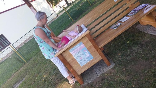 Anna Rybak chce, by ławki z przewijakami dla niemowląt pojawiły się w Parku Chrobrego.