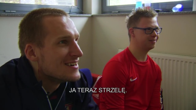 Szczeciński film o przyjaźni piłkarza i mężczyzny z zespołem downa robi furorę w internecie.