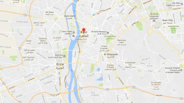Co najmniej 25 osób zginęło, a 49 zostało rannych w zamachu na egipskich chrześcijan w Kairze. Bomba eksplodowała w jednym z głównych koptyjskich kościołów w stolicy Egiptu. Na razie nikt nie przyznał się do ataku.