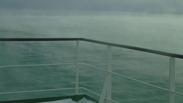 Statek Polskiej Żeglugi Morskiej jest ostatnim, który w tym roku przepłynie tamtejsze jeziora.