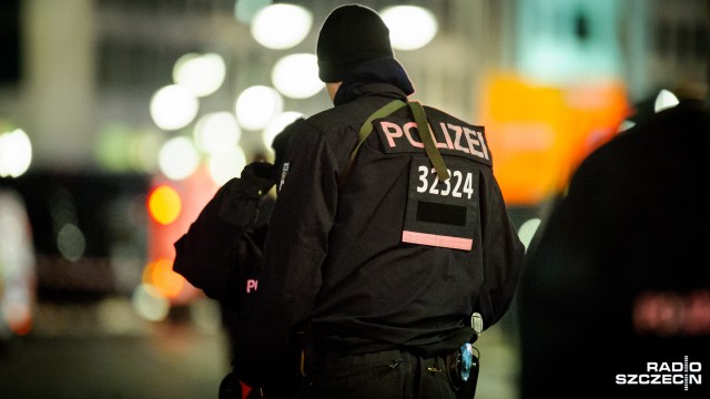 Oddział specjalny berlińskiej policji szturmował w nocy hangar na lotnisku Tempelhof. Nie wiadomo, czy operacja ma związek z wczorajszymi wydarzeniami w Berlinie.