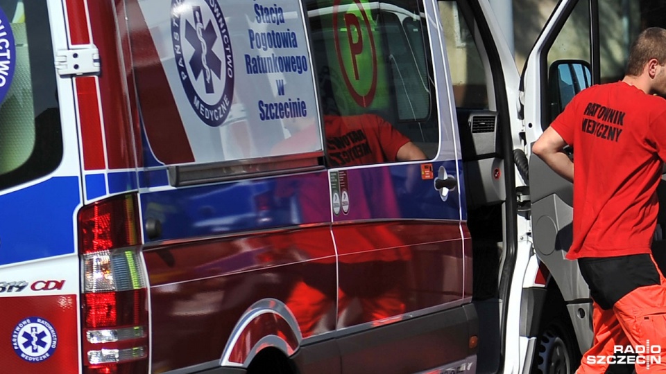 Policja pod nadzorem prokuratury sprawdzają jak doszło do wypadku. Fot. Łukasz Szełemej [Radio Szczecin/Archiwum]