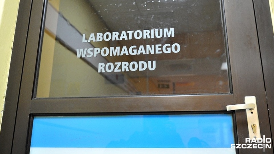 Szczecińska prokuratura zawiesiła postępowanie w sprawie feralnej pomyłki "in vitro", do której doszło w ubiegłym roku w szpitalu w Policach. Fot. Łukasz Szełemej [Radio Szczecin/Archiwum]