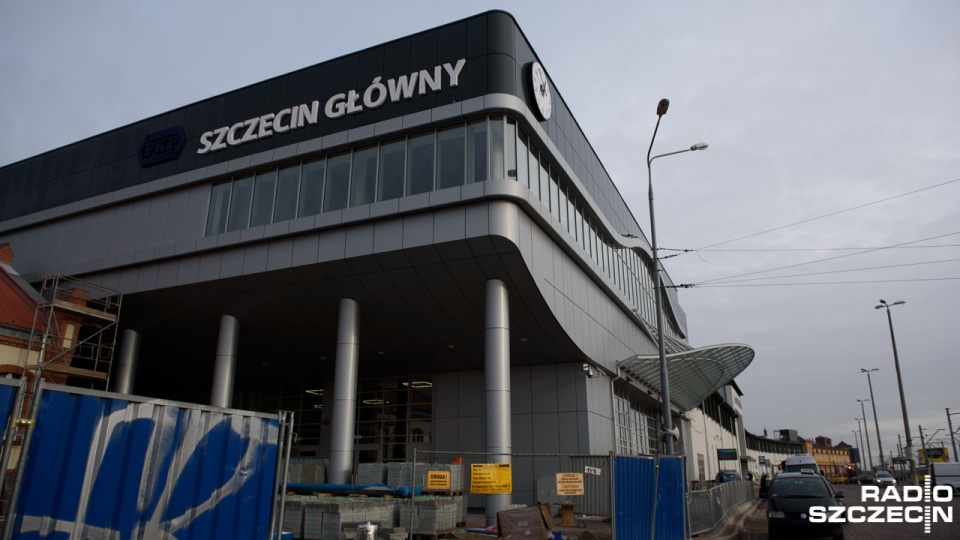 Nawet 20 milionów złotych - tyle może wynieść kara umowna za niedotrzymanie terminu oddania dworca Szczecin Główny. Fot. Konrad Nowak [Radio Szczecin]