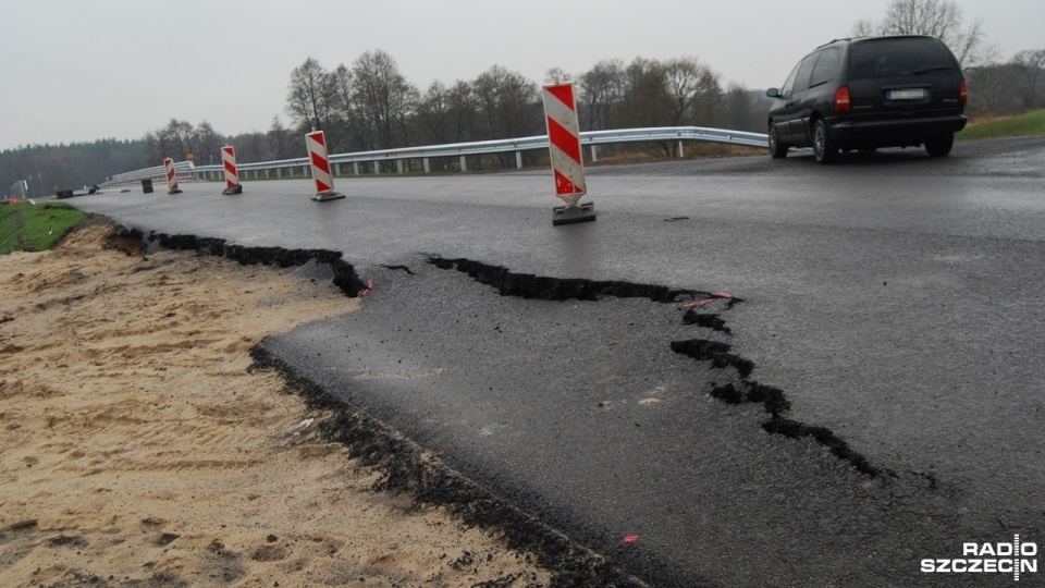 24 miliony zł przeznaczono na remont 25 kilometrów dróg. Fot. Paweł Palica [Radio Szczecin/Archiwum]