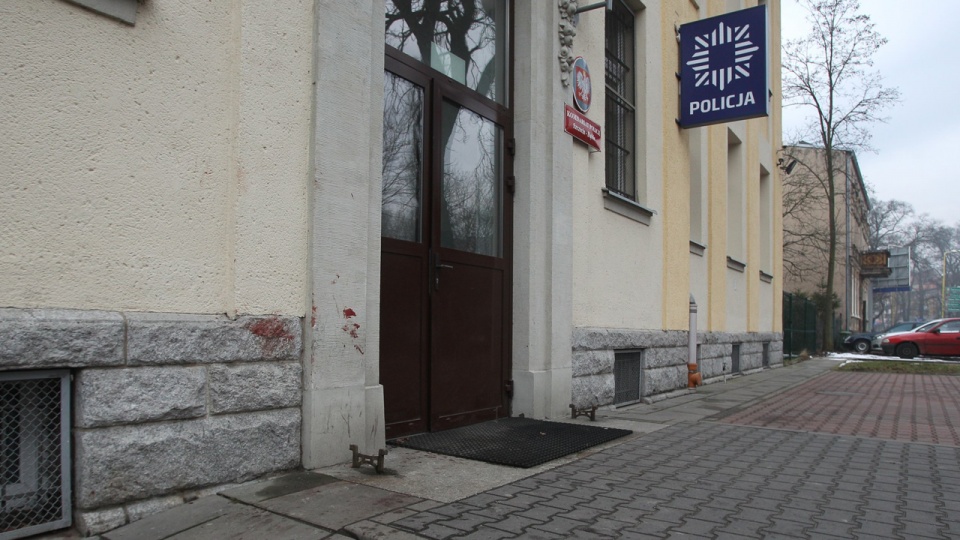 Z jednego z salonów gier, gdzie doszło do bójki próbował uciekać razem ze swoim bratem w kierunku komisariatu policji w Dąbiu. To właśnie tam - nieprzytomnego - znaleźli go mundurowi. Fot. Archiwum prywatne