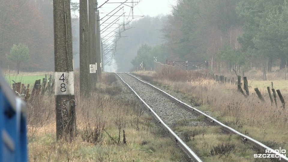 Więcej pociągów jadących w tym samym czasie po tym samym torze - spółka PKP Polskie Linie Kolejowe zapowiada modernizację linii ze Szczecina do Świnoujścia i z Kołobrzegu do Koszalina. Fot. Piotr Rakowski [Radio Szczecin/Archiwum]