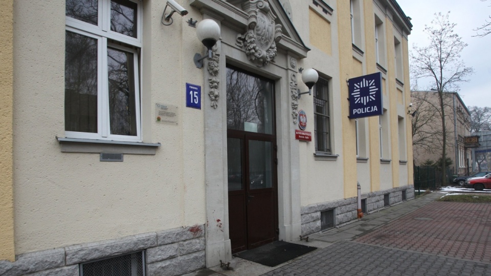 35-latka zaatakowała grupa mężczyzn uzbrojonych w pałki i siekiery. Udało mu się uciec, ale w wyniku ran zmarł przed wejściem do komisariatu w Dąbiu. Fot. Archiwum prywatne
