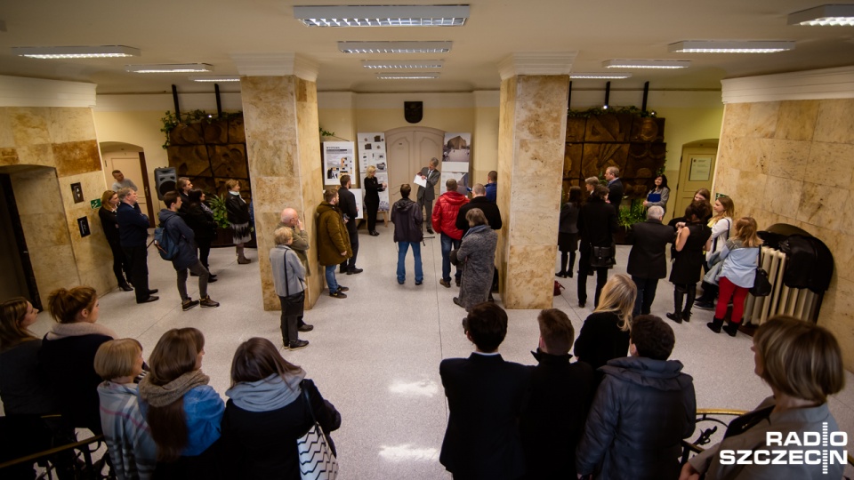 Studenci w poniedziałek dostali nagrody prezydenta za najlepsze prace architektoniczne dotyczące miejskich inwestycji. Fot. Konrad Nowak [Radio Szczecin]