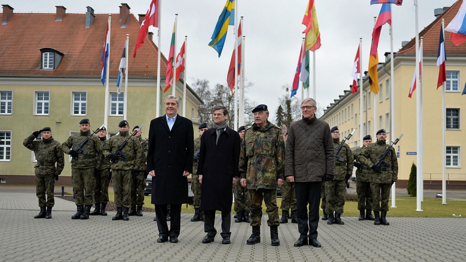 Ambasadorzy wizytowali Wielonarodowy Korpus Północno-Wschodni w Szczecinie. Fot. Łukasz Szełemej [Radio Szczecin]