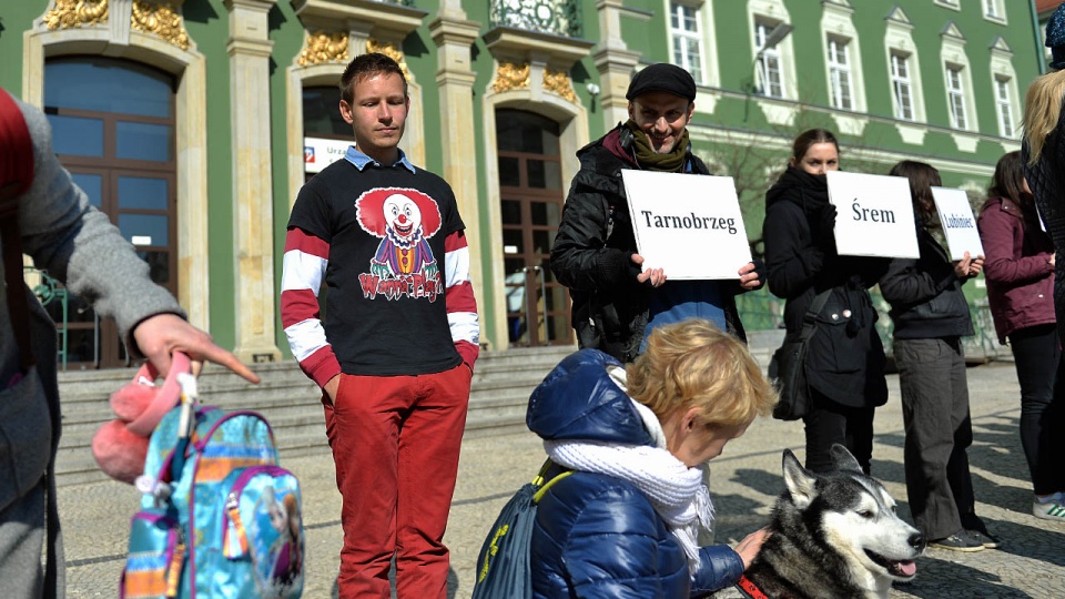 Protest przeciwko cyrkom ze zwierzętami w Szczecinie. Fot. Łukasz Szełemej [Radio Szczecin]
