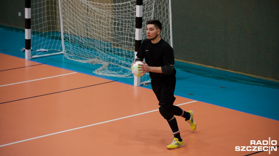 Reprezentacja futsalu w Policach przed meczem Polska-Kazachstan. Fot. Konrad Nowak [Radio Szczecin]