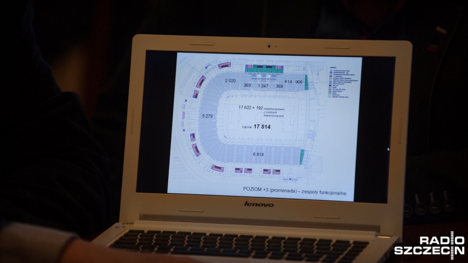 Spotkanie ws. stadionu w Szczecinie. Fot. Konrad Nowak [Radio Szczecin]