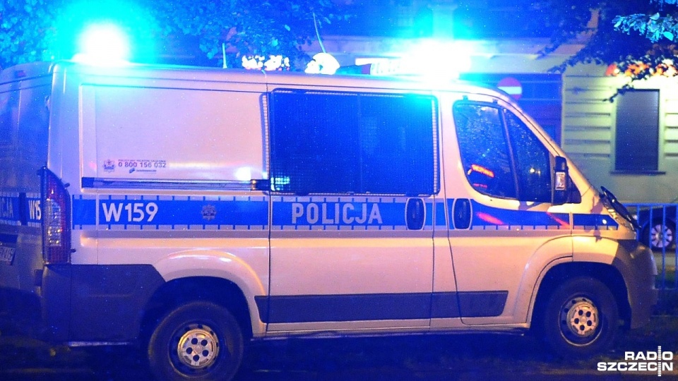 Policjanci poszukują mężczyzny, który miał zaatakować i zgwałcić kobietę w Odolanowie koło Ostrowa Wielkopolskiego. Fot. Łukasz Szełemej [Radio Szczecin/Archiwum]