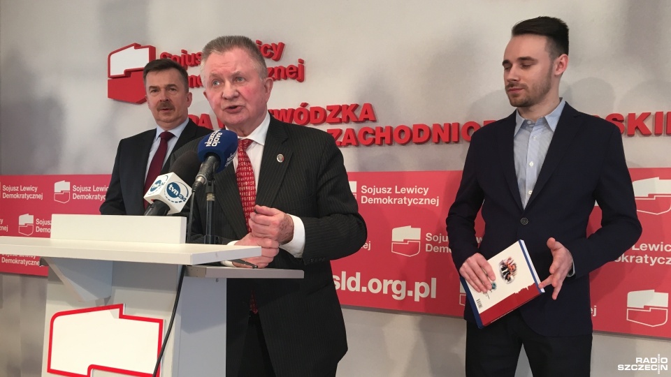 Longin Pastusiak spotkał się z dziennikarzami w siedzibie SLD. Fot. Andrzej Kutys [Radio Szczecin]
